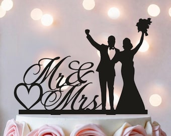 Custom Mr & Mrs Wedding Cake Topper: Gold Wreath, Personalized