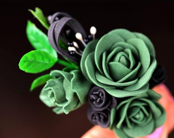 Emerald Green Rose Boutonniere: Boho Wedding Accessory