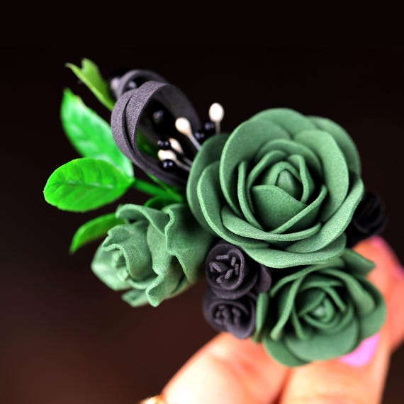 Emerald Green Rose Boutonniere: Boho Wedding Accessory