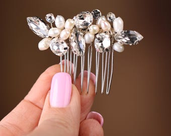 Crystal Bridal Hair Comb Pearl Wedding Hair Comb Bridal Comb  display picture 3