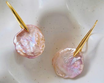 One of a Kind Metallic Pink Pearl Hook Earrings, 18K Gold Wire Petal Baroque Pearl Drop Dangles, Minimalist Bridal Jewelry Gift