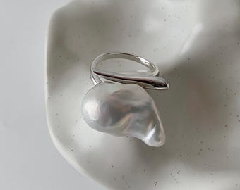 FREJA Baroque Pearl Open Ring, Sculptural Blade Band Solid Sterling Silver Flameball Pearl Statement Ring, Modern Bridal Cocktail Gift
