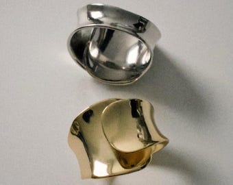 Concave Wide Band Sterling Silver Ring, Sculptural Crossover Chunky Ring, Modern Minimalist Statement Jewelry
