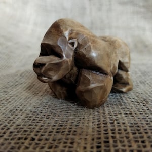 Handcarved Linden Gorilla Figurine: Minimalist Forest Decor