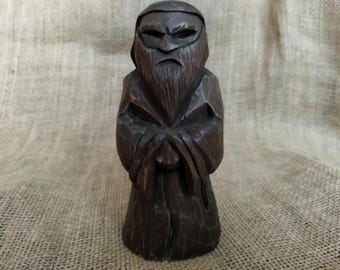Scultura in legno ispirata alla cultura Ainu, statuetta Nipopo intagliata a mano