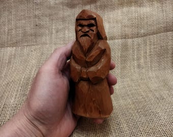 Statuetta Nipopo. Una statuetta ispirata alla cultura Ayin. Intaglio del legno.