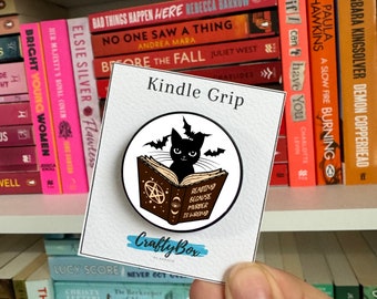 Reading Because Murder is Wrong Spooky Cat Kindle Holder eReader