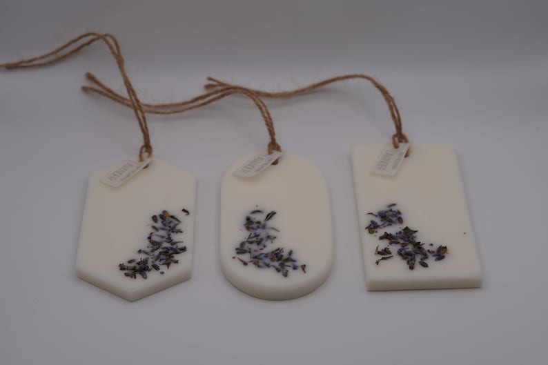 Soy Wax Sachet gift set, Soy Wax Air Freshener, Scented Wax Sachets with Dried Flowers Hang in your closet or bathroom image 2