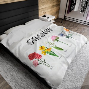 Personalized Grandma Birth Flower Blanket, Custom Nana, Granny, Gigi, Grandma Blanket, Gift for Mothers Day, Nanas Birthday, Grandmas Xmas