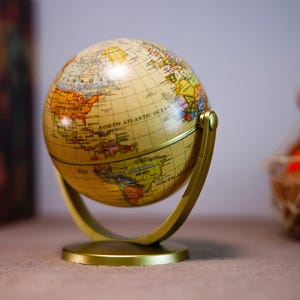 Mini Universele Roterende Wereldbol Gepersonaliseerde Home Decor Wereldkaart Display Vintage Fotografie Props Cadeau Voor Hem