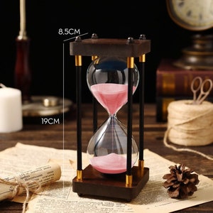 Handmade Custom Wooden Hourglass Living Room Decoration Personalized Gift Różowy