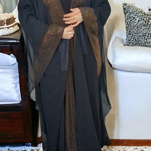 Abaya with Hijab- Made in Dubai - Wahaj Al-Nujum - Handmade - Artisanal - Khareej