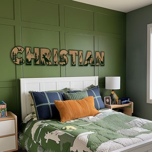 Letra de madera para placa de nombre en la habitación de los niños con estampado de dinosaurios, decoración de pared de la habitación del bebé de madera