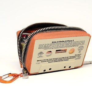 Cartera vintage hecha a mano - Cintas de casete recicladas y diseño único WOODY ALLEN "MANHATTAN"