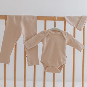 Newborn Home Coming Set Organic Cotton Toddler Clothes Infant Ribbed Romper Leggings Hat Bundle Baby Hospital Outfit image 1