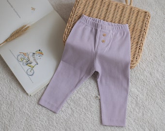 Minimement | Leggings couleur lilas pour tout-petits | Leggings à boutons | Couleur neutre | Pantalon côtelé pour enfant | Collant en coton super doux
