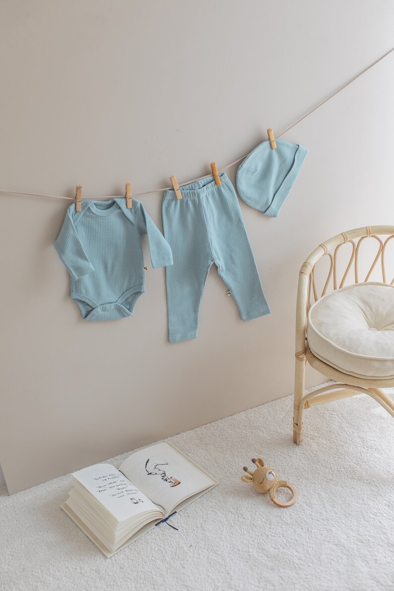 Newborn Home Coming Set Organic Cotton Toddler Clothes Infant Ribbed Romper Leggings Hat Bundle Baby Hospital Outfit image 6