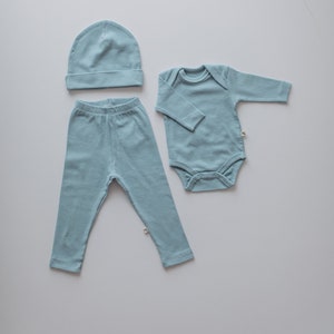 Sets of 3 Pieces Newborn Gift Baby Bodysuit Leggings Hat Gift Set Organic Cotton Infant Hospital Set Gender Neutral Gots Certified image 9