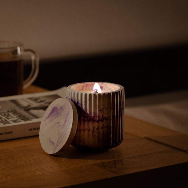 Lavender Cloud - Handcrafted Soy Wax Candle with Organic Lavender Essence