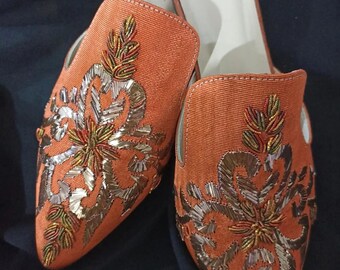 Handmade sandals with traditional Turkish wire-breaking embroidery wire-breaking art called Tel kırma