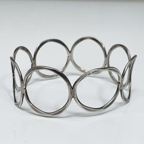 Handmade Organic Circlular Patterned Sterling Ban… - image 2