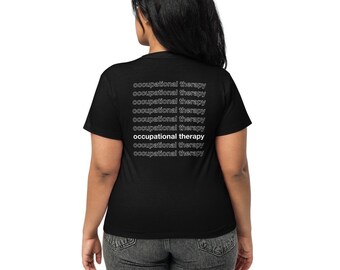 Camiseta de terapia ocupacional apilada