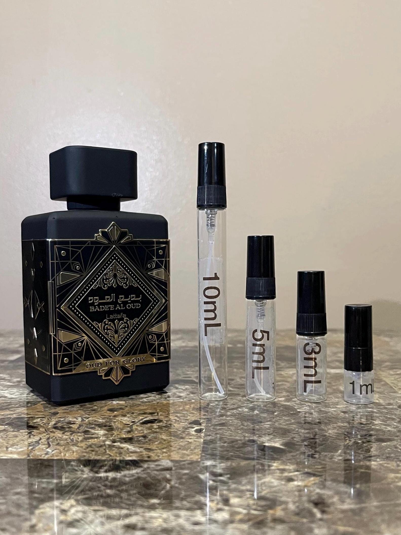 Oud for Glory 香水 (ユニセックス) Lattafa Unisex Bade'e Al Oud Oud for Glory Gift Set