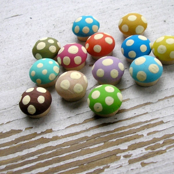 Wee Vintage Inspired Mushrooms, Set of 12 in a Muslin Bag, Wood, Waldorf Montessori Inspired