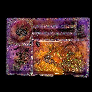 Spooky rolling tray