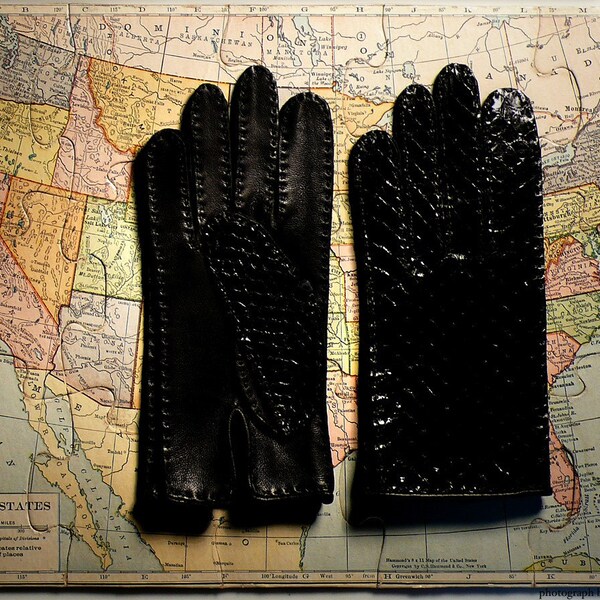 Daniel Storto Children's Snake Skin Hand-sewn Gloves