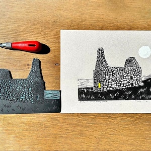 Lino Print St. Begnet's Church on Dalkey Island, Dublin, Ireland A4 zdjęcie 3