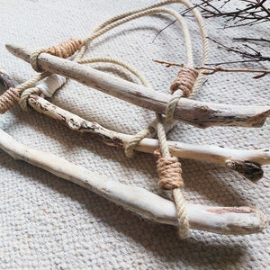 Driftwood hanger Curtain tie Home decor Driftwood house decor Coastal decor Scarves jewellery towel keys hanger Beach house decor Wood decor
