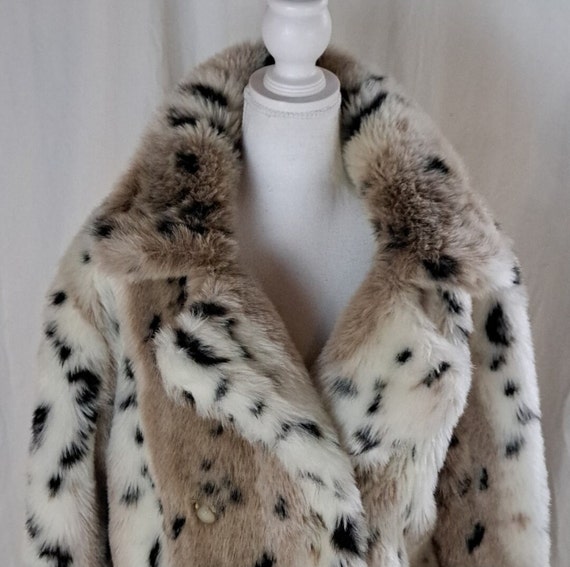 Vntg Charles Klein faux fur snow leopard pea coat… - image 2