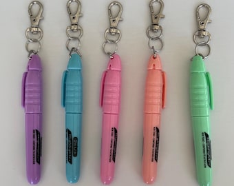 Mini highlighter badge reel accessory pen holder badge buddy pastel highlighter clip on breakaway lanyard cna medical assistant teacher gift