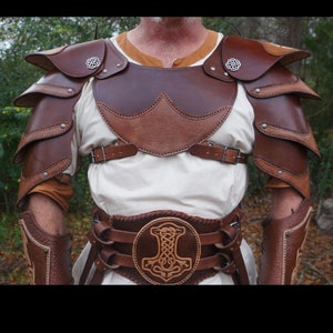 Leather Pauldrons, Leather Spaulder Set w/Demi Cuirass, X-Large Armor Set, Viking Shoulder Armor, Celtic Armor for Ren Faire Cosplay