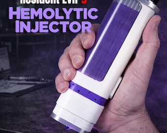 Resident Evil 9 Hemolytic Injector Prop Replica – 3D Printed Collectible, Resident Evil Cosplay Prop, Gaming Display Piece