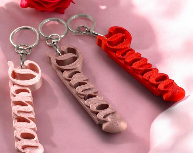 Valentine's Day Gift Keychain - Personalised Name with Heart Design, Customisable, Lightweight & Durable