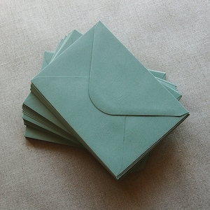 Sobres de invitación de boda A7, lujosa textura de veta de madera, 133 x 184 mm, aptos para tarjetas de 5'' x 7'', 120GSM, verde salvia, paquete de 60 / 120