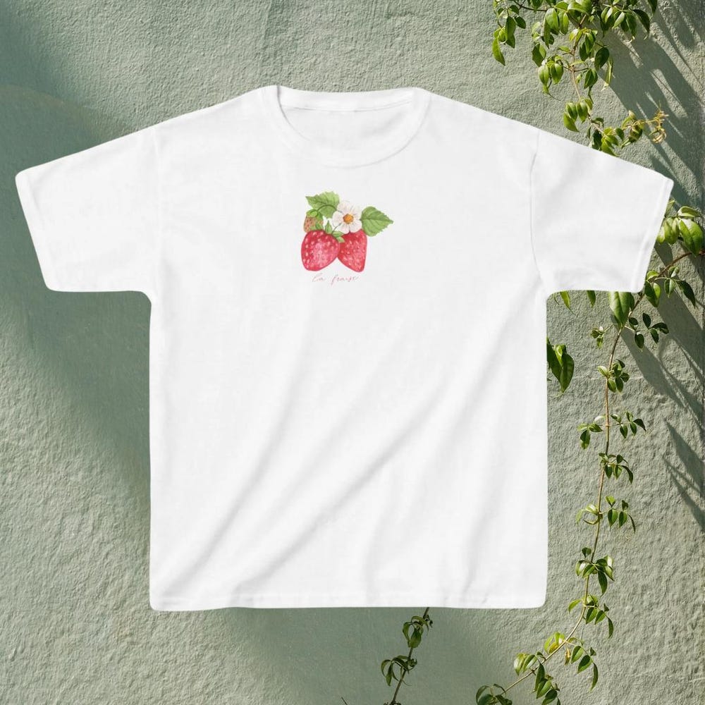 La Fraise Baby Tee, Graphic Tee Shirt, Strawberry Design, Vintage, Y2K, 90S, Coquette, Floral, Spring, Summer