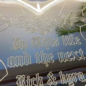 Enseigne néon miroir de mariage gothique personnalisé, miroir gothique, cadeau pour amoureux des gothiques, enseigne de mariage gothique, cadeau couple romance sombre, décoration de mariage alternative image 7
