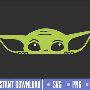 Puede incluir: Un personaje de dibujos animados verde con orejas grandes y ojos grandes, asomándose sobre un fondo gris oscuro. La imagen incluye el texto "DESCARGA INSTANTÁNEA" y las abreviaturas de tipo de archivo: SVG, PNG y DXF.