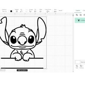 Puede incluir: Contorno en blanco y negro de un personaje de dibujos animados de Stitch de la pel&iacute;cula de Disney Lilo & Stitch. Stitch mira al espectador con una gran sonrisa y sus brazos est&aacute;n cruzados frente a &eacute;l.