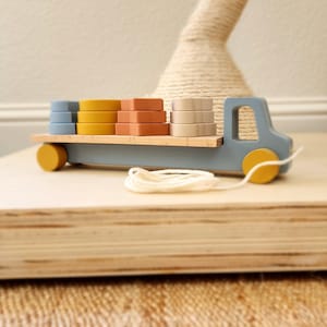 Montessori Wooden Truck Toy - Spark Exploration and Adventure in Young Minds, Developmental and Educational Toy for Kids