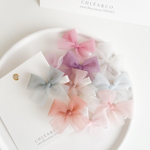 Kleine ballerina met tule strikclip