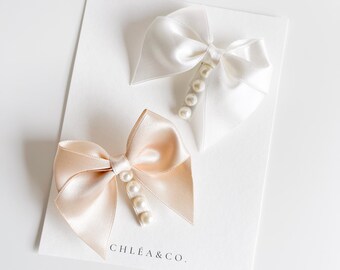 White Daisy Hair Clips With Pearl Center, Christening Flower  display picture 1