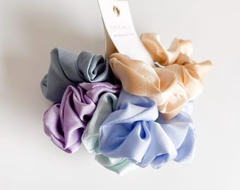 5er Set Mini Satin Haargummis | Konfetti | Bunte Scrunchies | Kleines Mädchen Kleinkind Haargummis | Geschenk für Mädchen | Blumenmädchen Geschenk