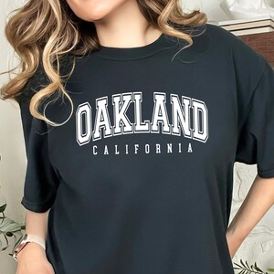 Oakland California Svg Png, Oakland T-Shirt Design, Geschenke, Oakland Svg, Oakland Love, Oakland Cut Datei, digitale Basteldatei