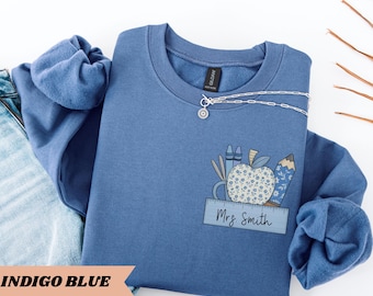 Custom Teacher Sweatshirt, Personalized Teacher Sweatshirt, Teacher Gift, Teacher Appreciation Back to School Sweatshirt, Last Day of School