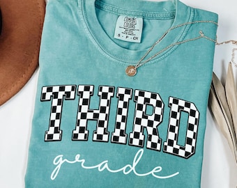 Third Grade Teacher Shirt Third Grade Teacher Appreciation Gift Elementary School T-shirt 1st Day of School Shirt, Checkered 3rd Grade Shirt