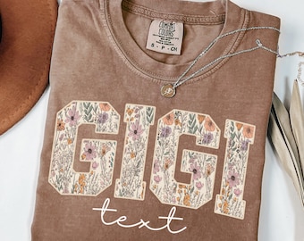 Chemise Gigi personnalisée T-shirt grand-mère fleuri Comfort Colors®, cadeau fête des mères pour mamie, chemise Mimi personnalisée, chemise mamie, chemise tante, sucette